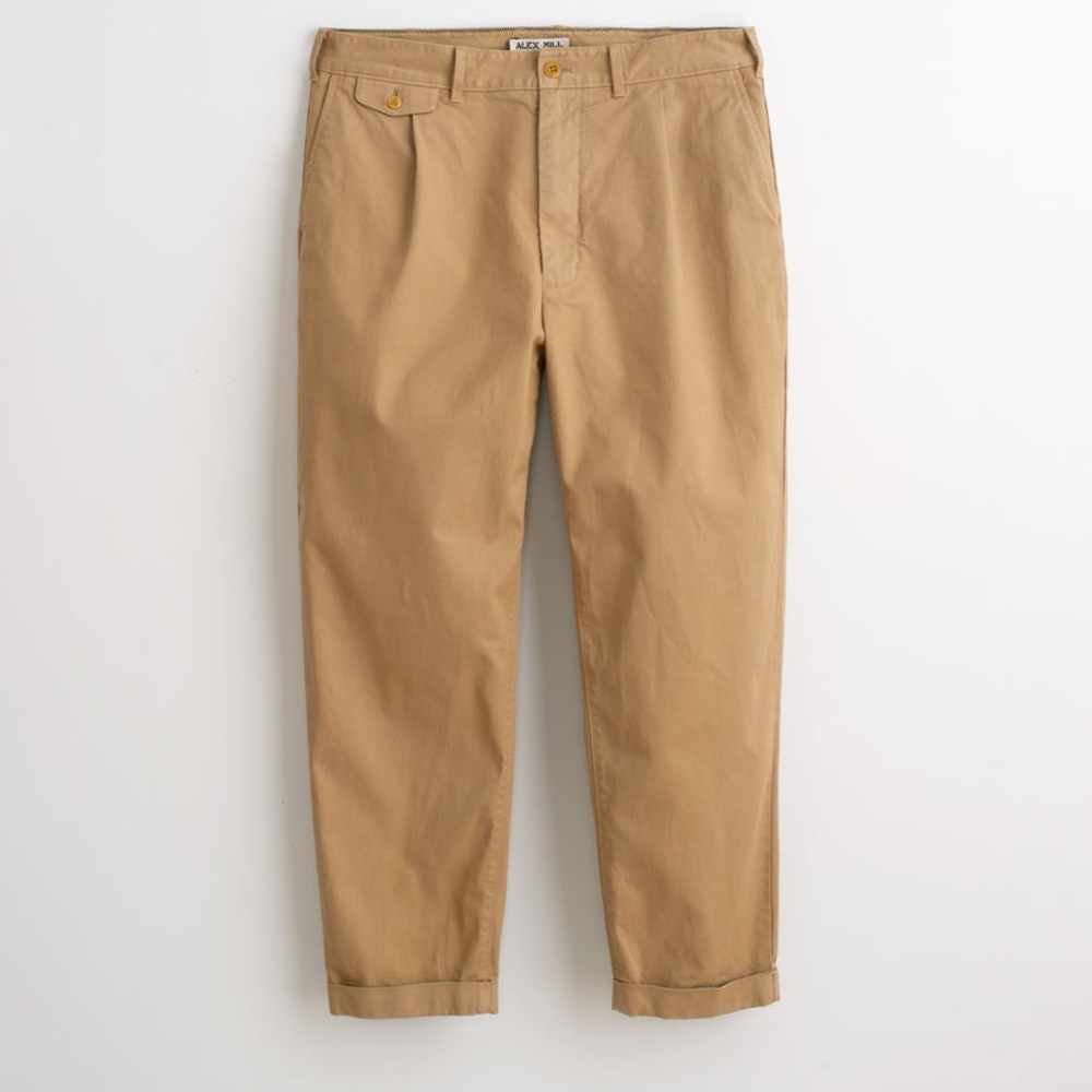 Alex Mill standard pleated pant in chino